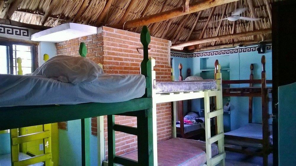 Mayan Hostel Cancún Extérieur photo